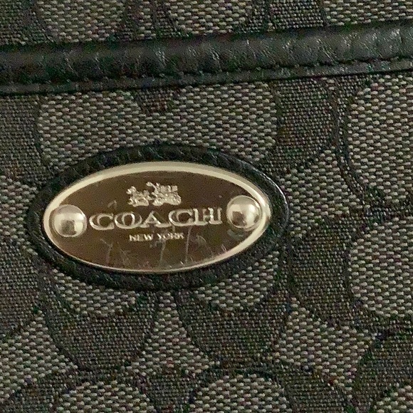 Coach Crossbody in Signature Jacquard - Picture 2 of 16